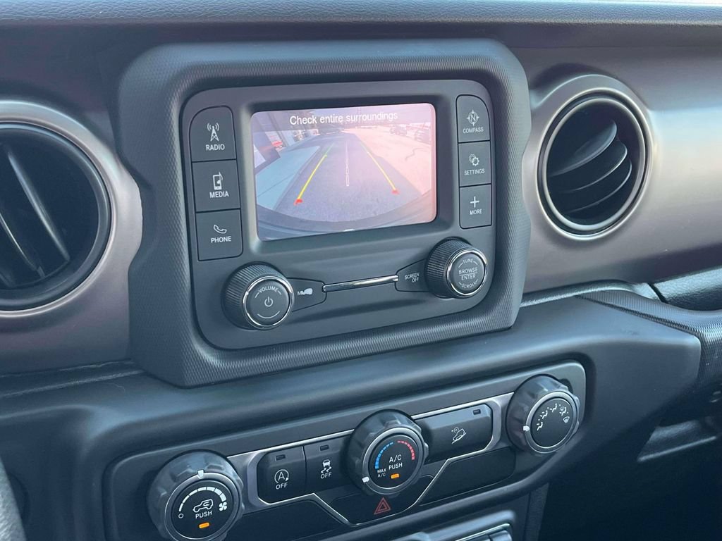 Used 2020 Jeep Wrangler Sport AWD/4WD image 26
