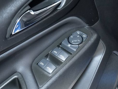 Used 2024 Chevrolet Equinox RS FWD image 9