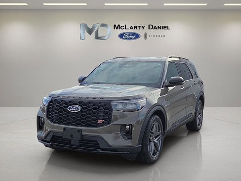 New 2026 Ford Explorer ST w/ Sun And Sound Package image 2