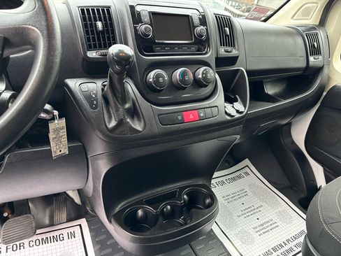 Used 2018 RAM ProMaster 2500 image 19