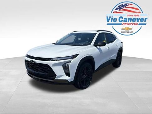 Certified 2025 Chevrolet Trax ACTIV w/ Driver Confidence Package FWD image 1