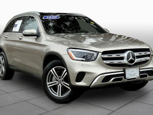 Used 2020 Mercedes-Benz GLC 300 4MATIC image 3