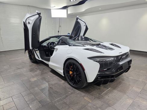 New 2026 McLaren Artura Spider image 28