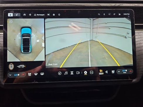 Used 2023 Rivian R1S Adventure AWD/4WD image 13