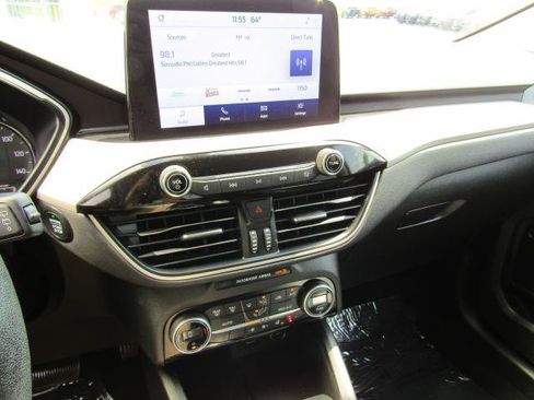 Certified 2021 Ford Escape SEL AWD/4WD image 21