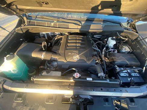 Used 2020 Toyota Tundra Limited image 34