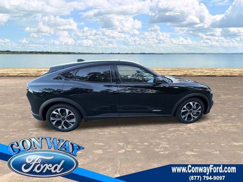 Used 2025 Ford Mustang Mach-E Select w/ Interior Protection Package image 4