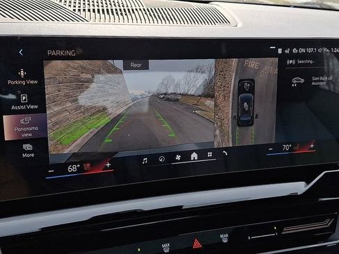 New 2026 BMW 530i xDrive image 18