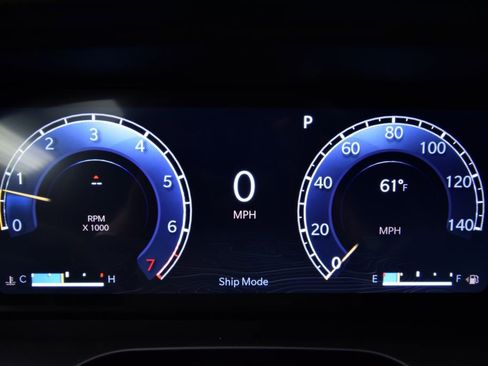 New 2025 Jeep Grand Cherokee L Altitude image 29