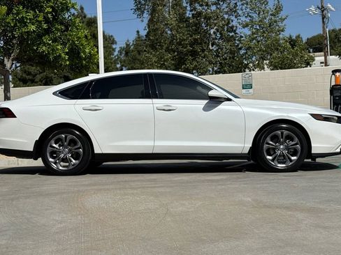 Certified 2023 Honda Accord EX image 6