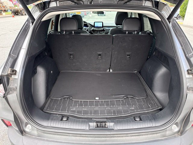 Used 2022 Ford Escape SEL w/ SEL Stealth AWD Package image 9