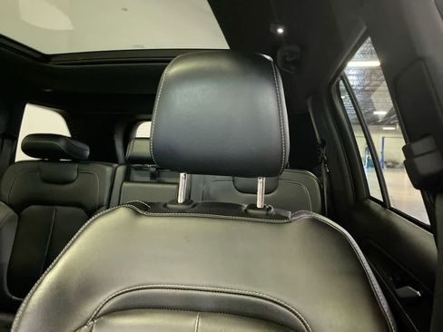 Used 2024 Jeep Grand Cherokee Limited 4xe image 15