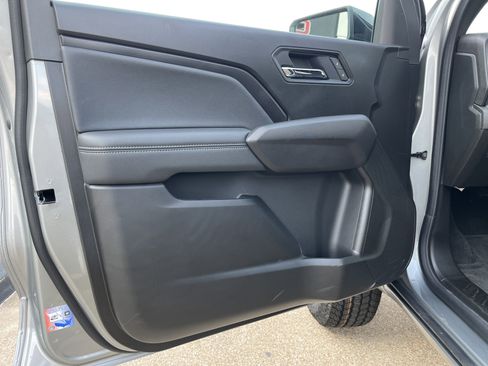 New 2026 GMC Canyon Elevation w/ Convenience Package image 25