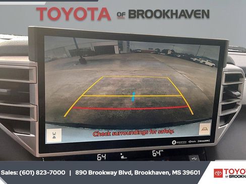 Used 2024 Toyota Tundra Limited w/ Power Package AWD/4WD image 15