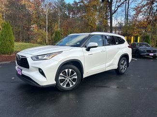 Used 2020 Toyota Highlander XLE video 2