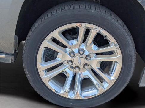Used 2020 Chevrolet Tahoe Premier w/ Premier Plus Edition RWD image 40