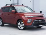 Used 2021 Kia Soul LX image 2