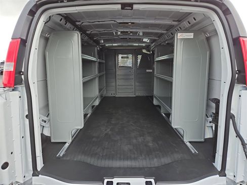 New 2025 Chevrolet Express 3500 Extended w/ Driver Convenience Package image 21