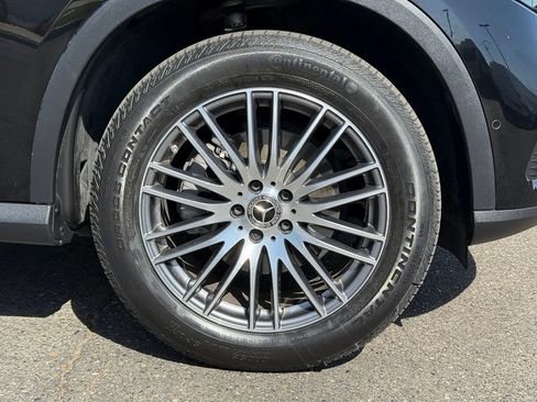 Used 2024 Mercedes-Benz GLC 300 4MATIC image 16