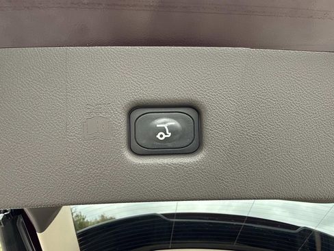 Certified 2023 Lincoln Nautilus Reserve w/ Equipment Group 201A image 12