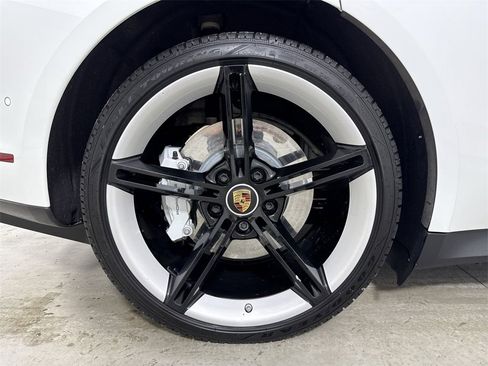 Certified 2024 Porsche Taycan 4S image 16