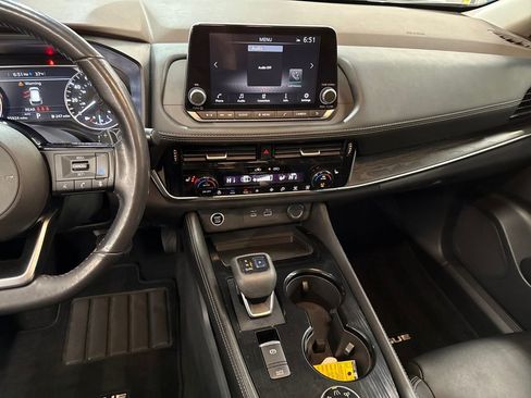 Used 2021 Nissan Rogue SL image 18