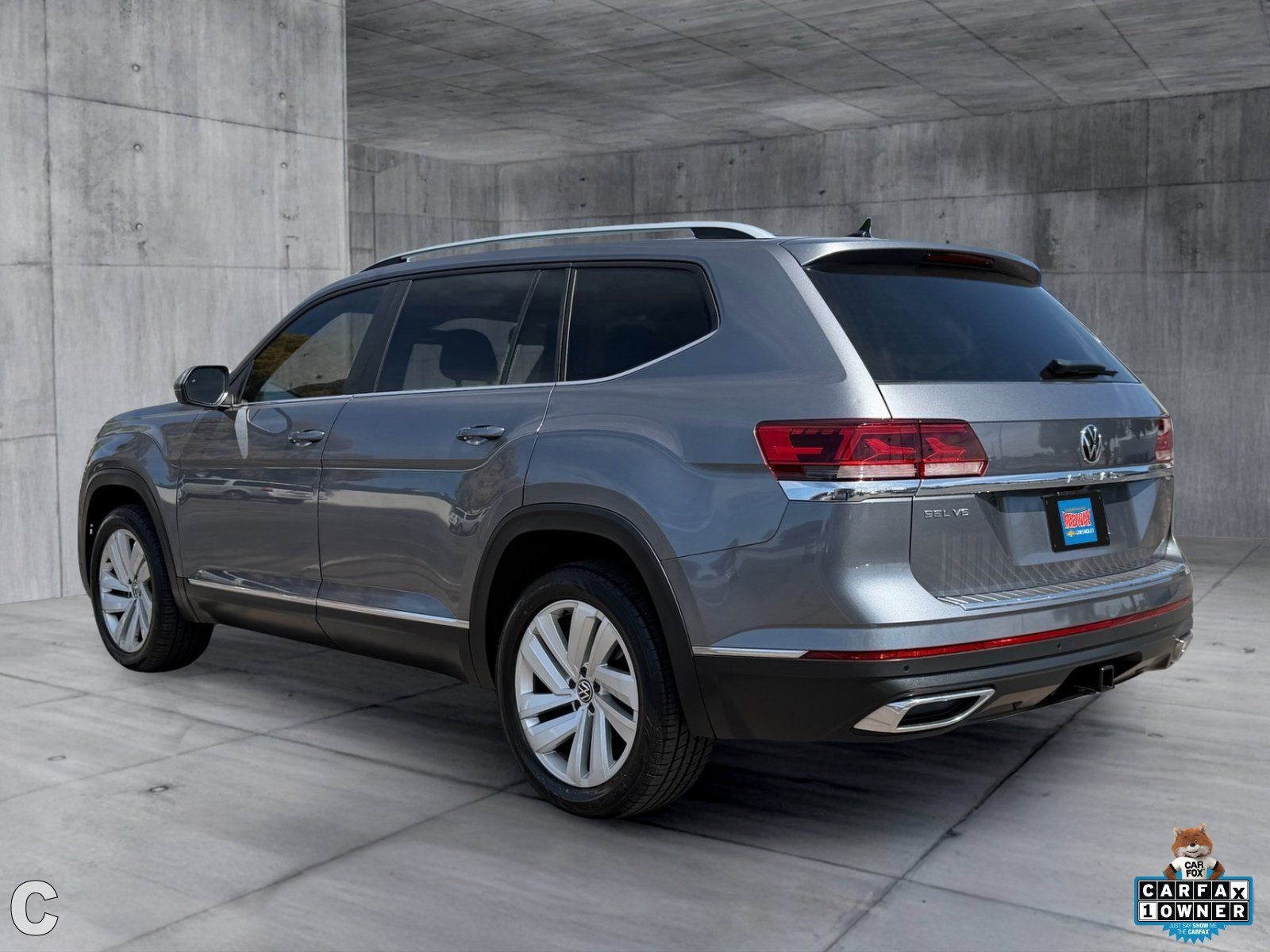 Used 2021 Volkswagen Atlas SEL FWD image 4