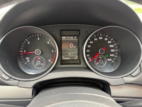 Used 2014 Volkswagen Golf TDI FWD image 23