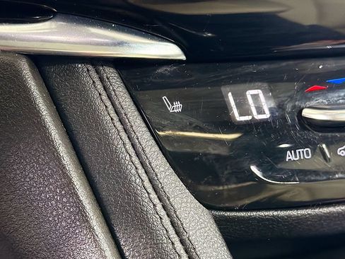 Used 2021 Cadillac XT6 Sport AWD/4WD image 22