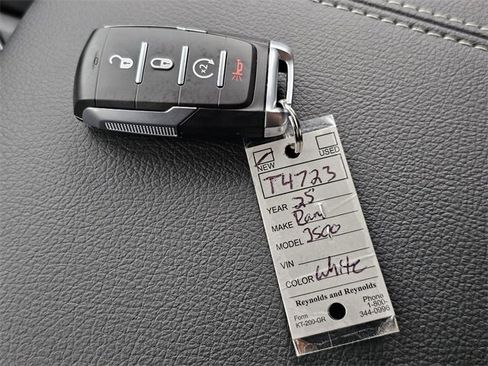 New 2025 RAM 3500 Big Horn image 32