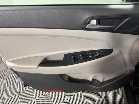 Used 2016 Hyundai Tucson SE w/ Option Group 02 AWD/4WD image 13