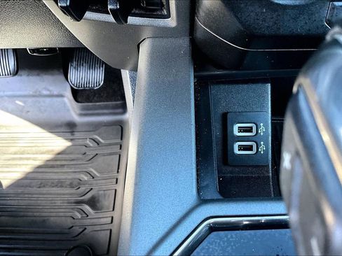 Used 2019 Ford F150 Raptor w/ Equipment Group 802A Luxury AWD/4WD image 12
