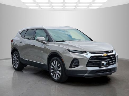 Used 2022 Chevrolet Blazer Premier w/ Enhanced Convenience Package FWD image 8