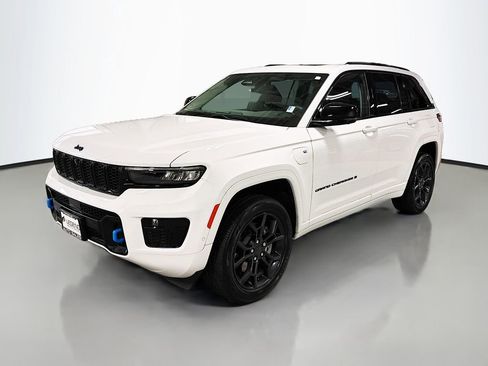 Used 2023 Jeep Grand Cherokee 30th Anniversary image 1