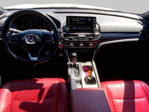 Used 2019 Honda Accord Sport image 15