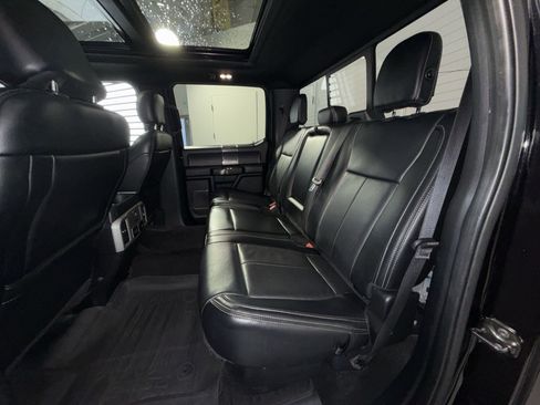 Used 2019 Ford F150 Lariat w/ Equipment Group 502A Luxury AWD/4WD image 26