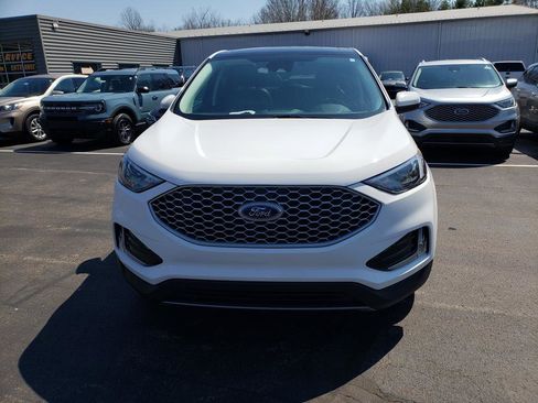 Used 2023 Ford Edge SEL w/ Convenience Package image 2