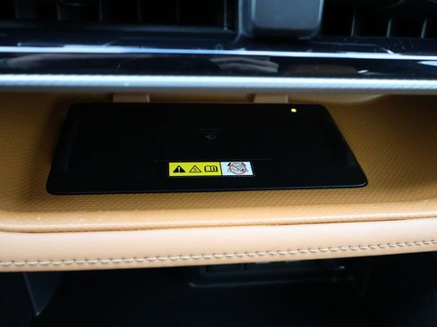 Used 2023 Toyota Highlander Platinum image 28