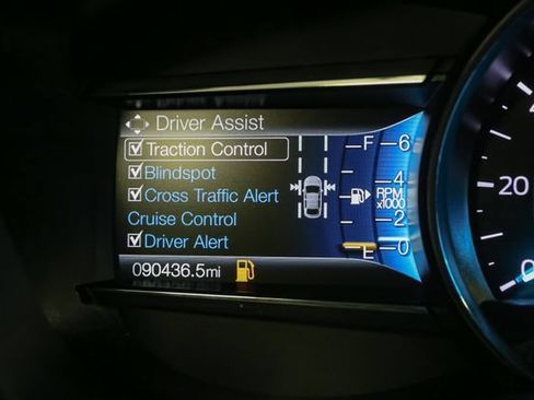 Used 2018 Ford Explorer Sport w/ Equipment Group 401A AWD/4WD image 37