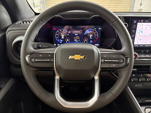 Used 2024 Chevrolet Colorado LT w/ LT Convenience Package II image 13