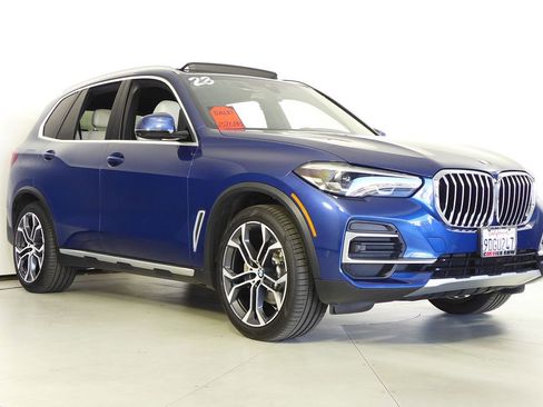 Used 2023 BMW X5 sDrive40i w/ Parking Assistance Package image 4