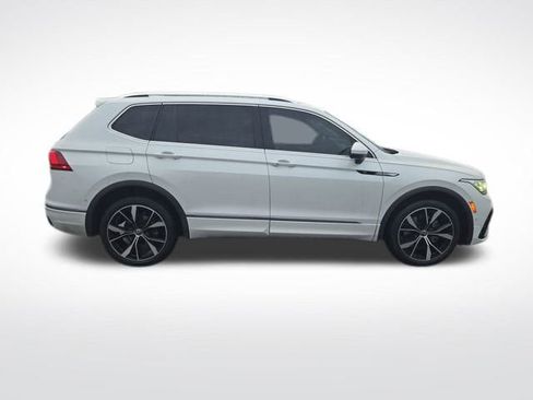 Used 2022 Volkswagen Tiguan SEL R-Line image 8
