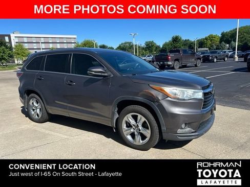 Used 2016 Toyota Highlander Limited Platinum AWD/4WD image 2