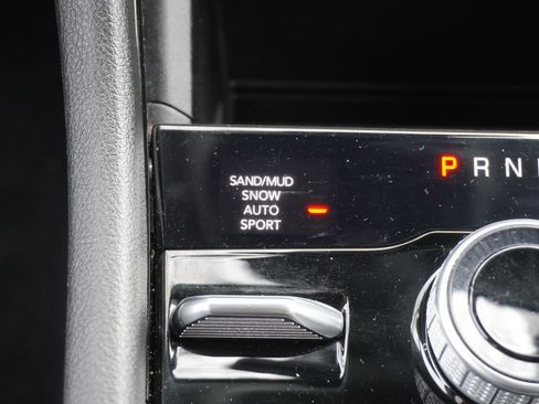 Used 2023 Jeep Grand Cherokee Limited AWD/4WD image 26