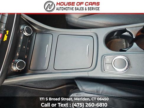 Used 2014 Mercedes-Benz CLA 250 4dr Sdn CLA250 4MATIC image 33