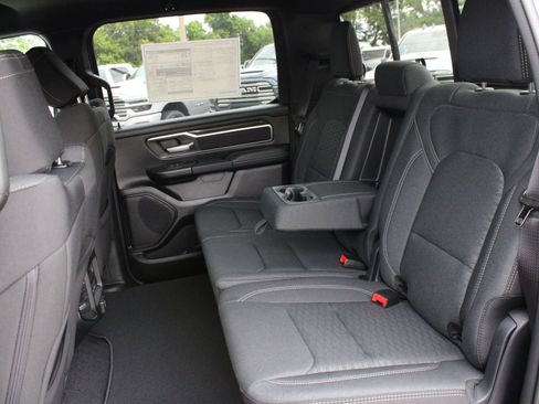 New 2026 RAM 1500 Big Horn AWD/4WD image 18