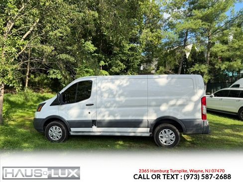 Used 2016 Ford Transit 250 130 Low Roof w/ Exterior Upgrade Package RWD image 5