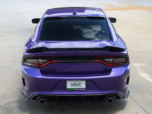 Used 2023 Dodge Charger R/T w/ Blacktop Package RWD image 11