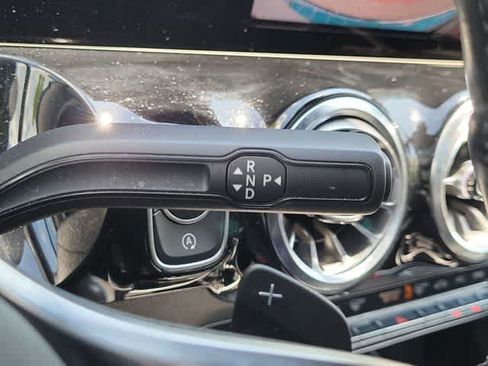 Used 2023 Mercedes-Benz GLA 250 4MATIC image 25