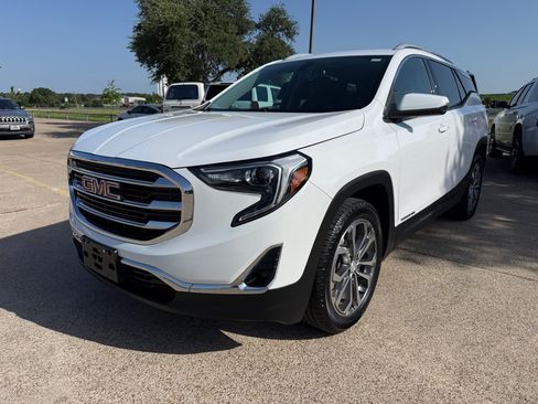 Used 2019 GMC Terrain SLT w/ Preferred Package FWD image 3